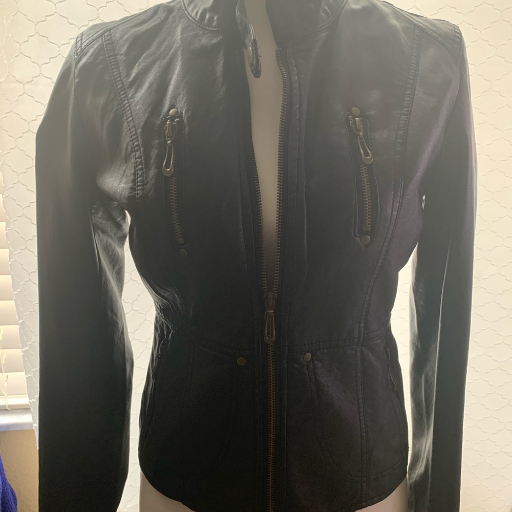 FAUX LEATHER MOTORCYCLE JACKET
